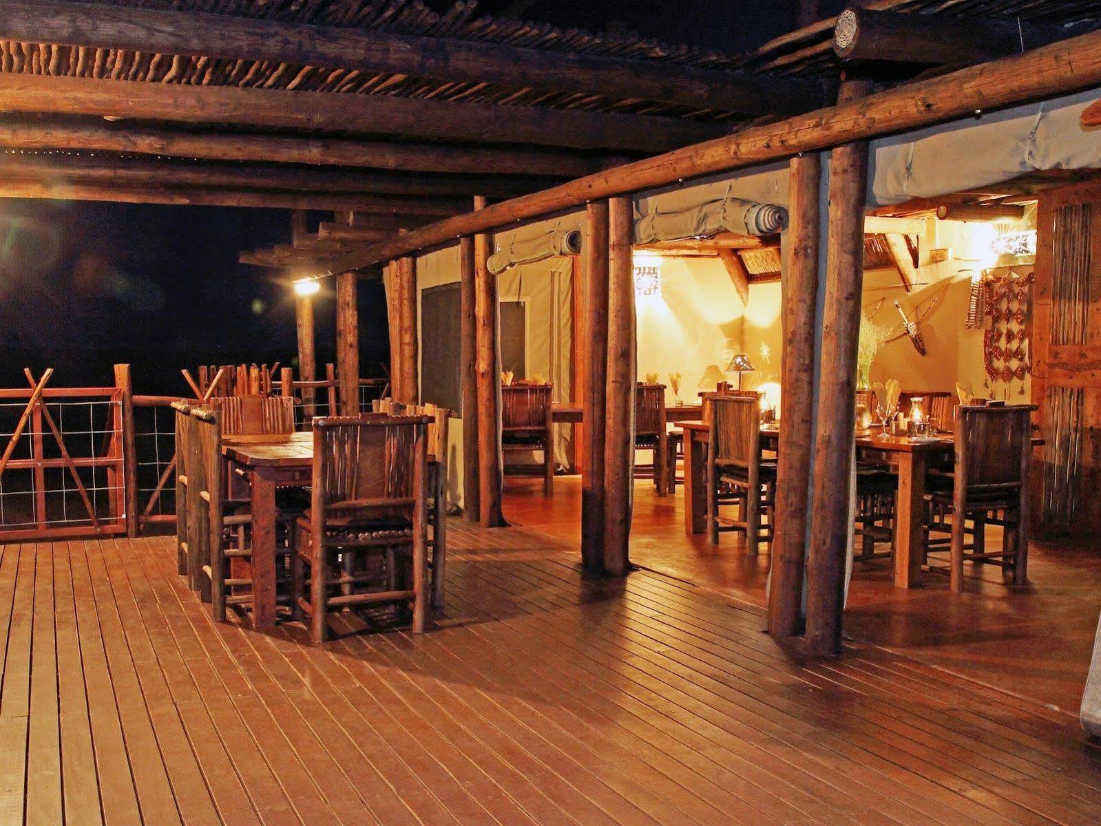 Xaus Lodge Twee Rivieren Exterior foto